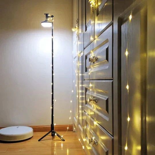 Atmospheric Light Roller™ | Nie wieder ohne Licht: tragbare und wiederaufladbare Außenbeleuchtung
