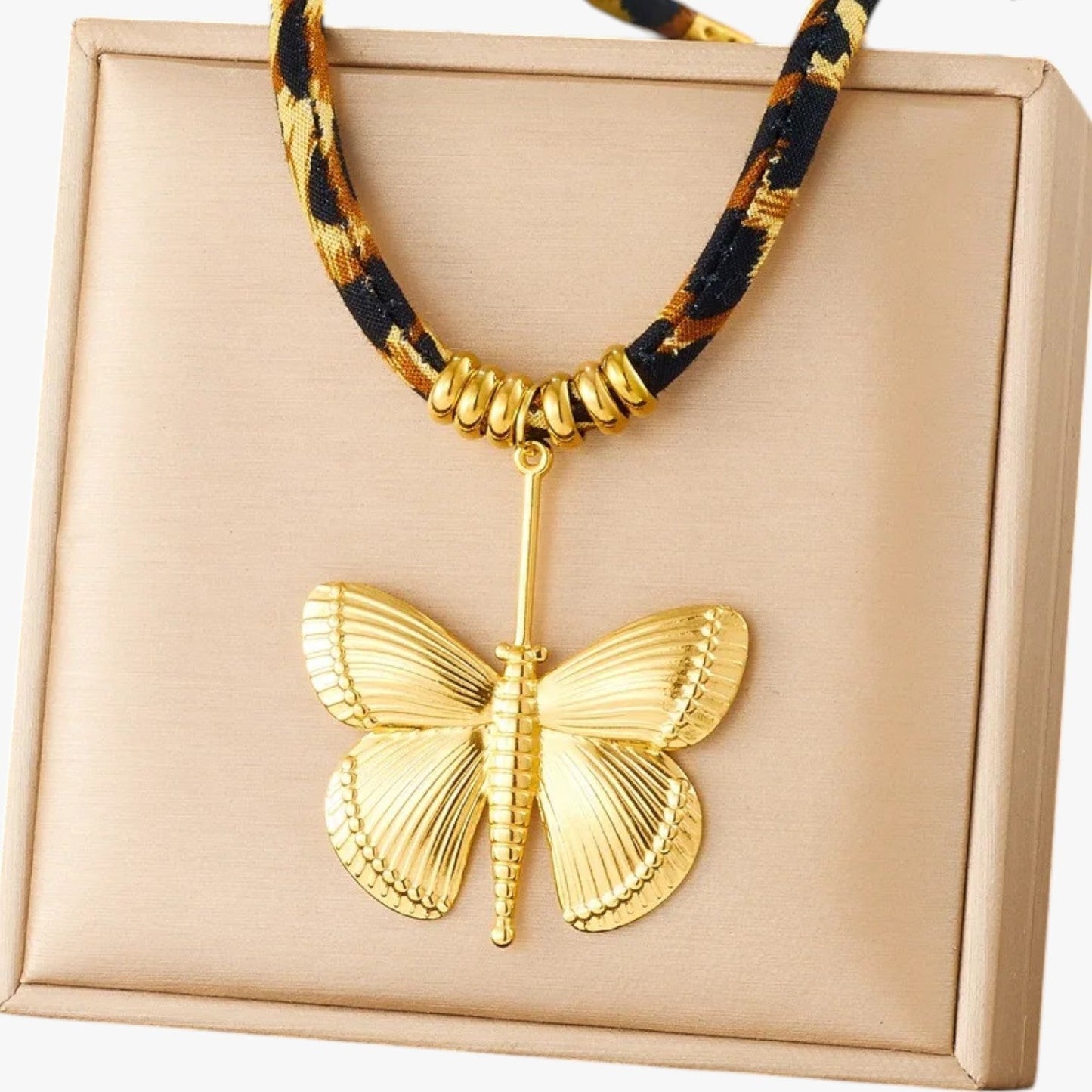 Maggie | Leoparden Charm-Halskette mit Golddetails Einzigartiger Stil und Perfektes Geschenk