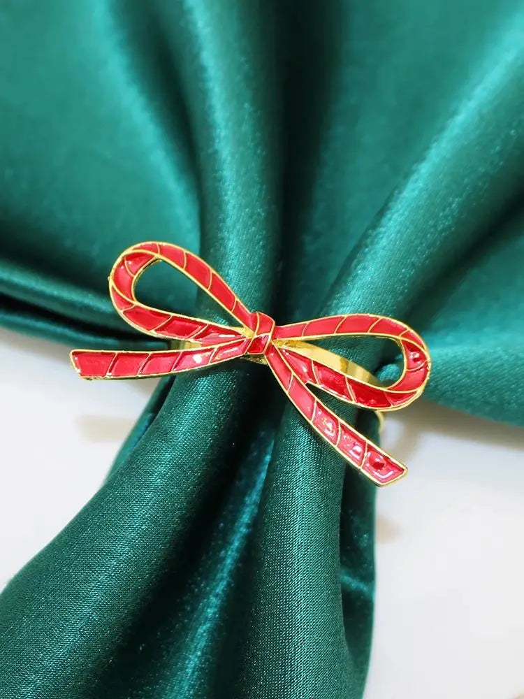 Urlaubs-Eleganz | 6 Weihnachtsserviettenringe mit Tannenzapfen - Perfekt