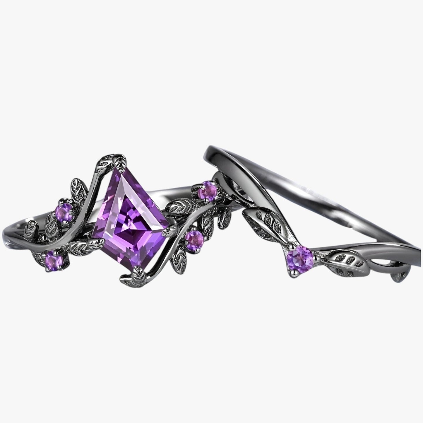 Eva | Set aus lila stapelbaren Ringen im eleganten Gothic-Stil