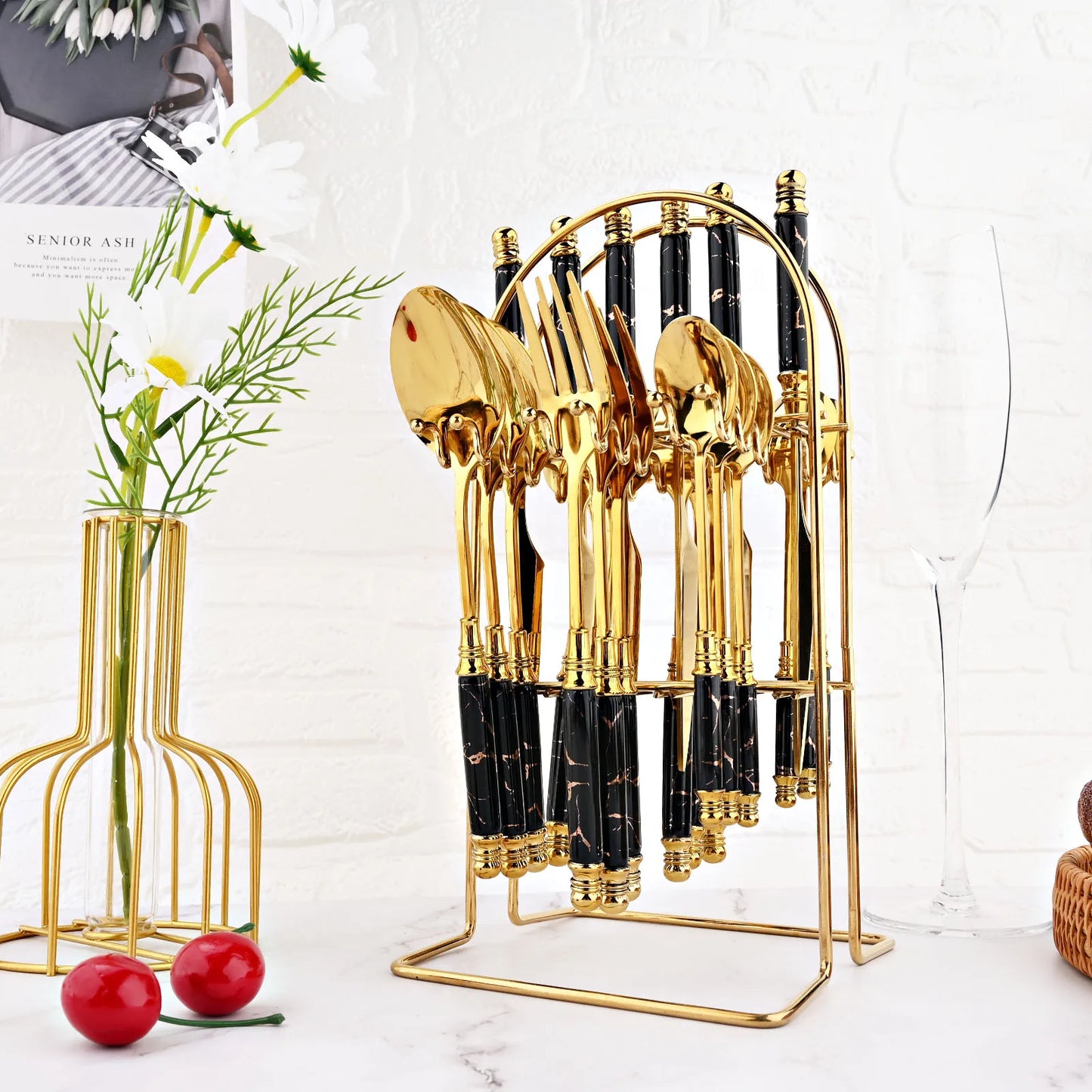 24 Deluxe™ - Schickes Besteckset