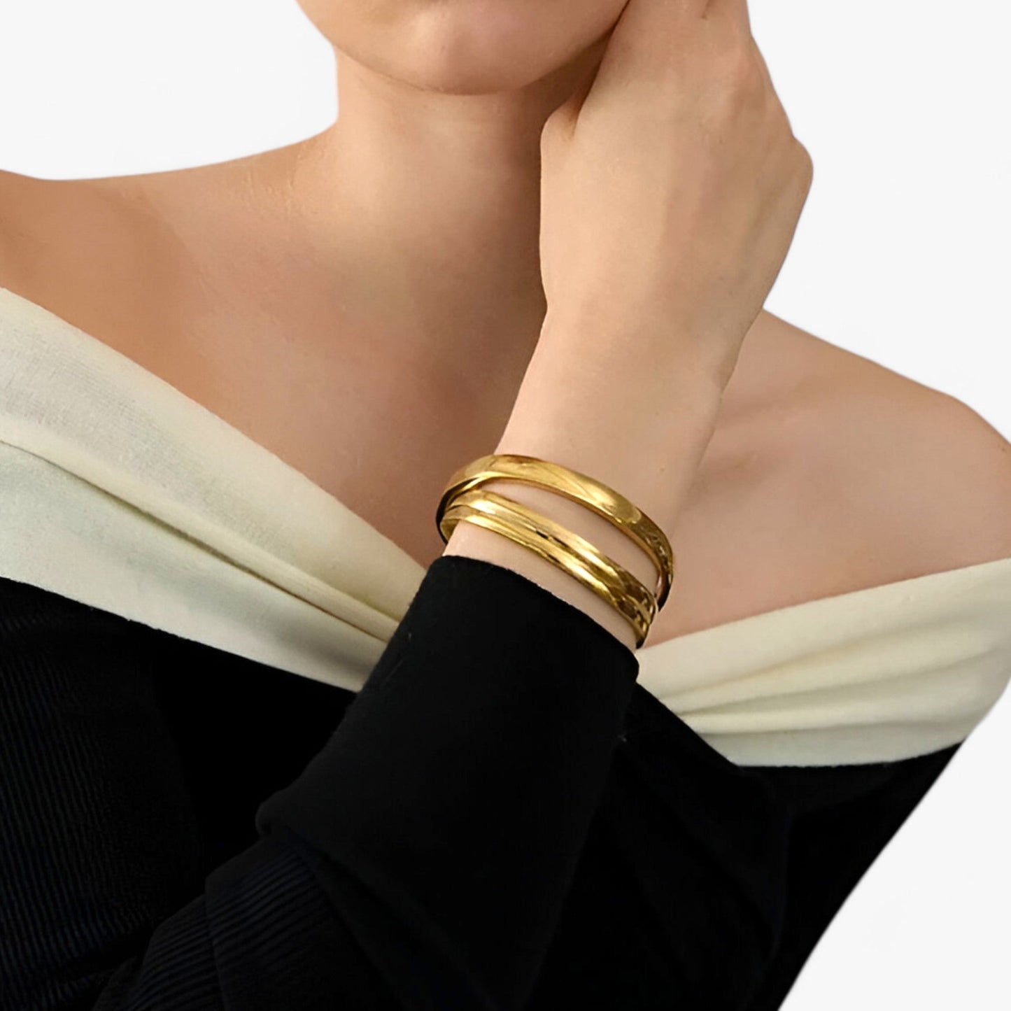 Wasserdichtes Armband – Minimalistischer Anhänger aus 18 Karat Gold