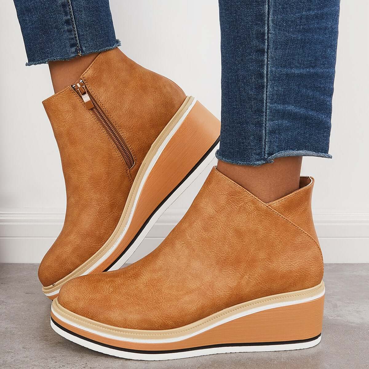 Stilvoller Keilabsatz-Stiefel – Mila