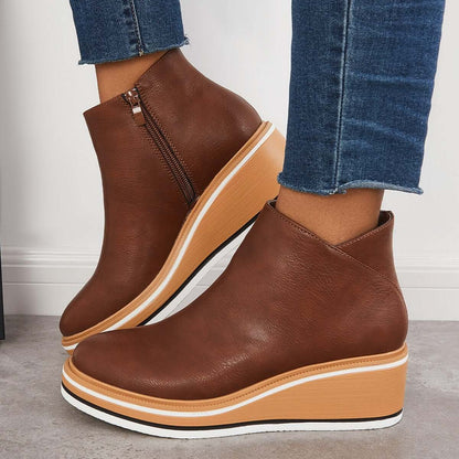 Stilvoller Keilabsatz-Stiefel – Mila