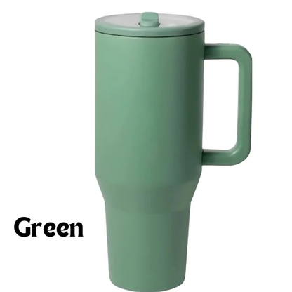 HydroMax™ | Isolierter 40-oz-Trinkbecher mit Griff und ausklappbarem Gummistrohhalm