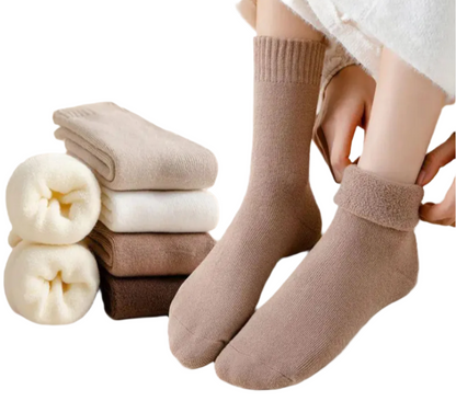HikeHub - CozySocks