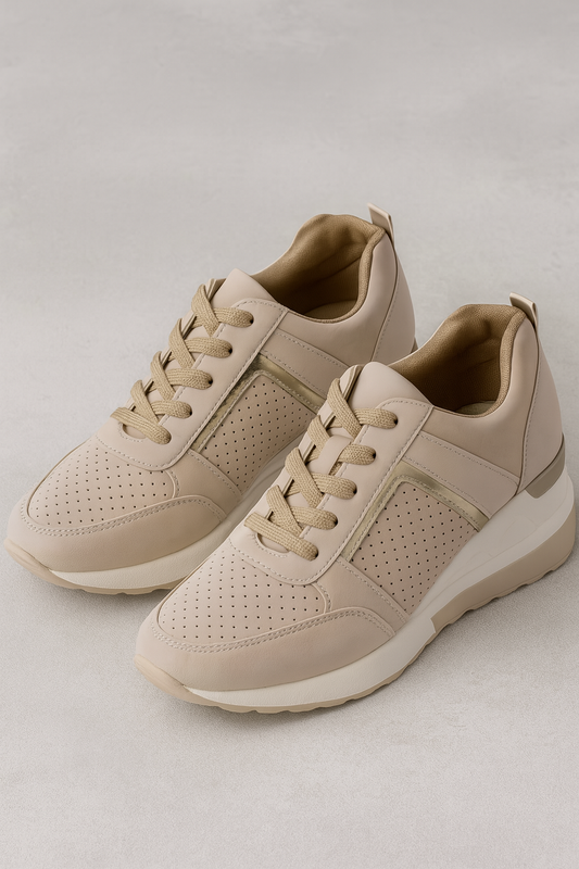 Robert | Stylische Damen Keil-Sneaker mit Metallic-Details & Komfort-Sohle