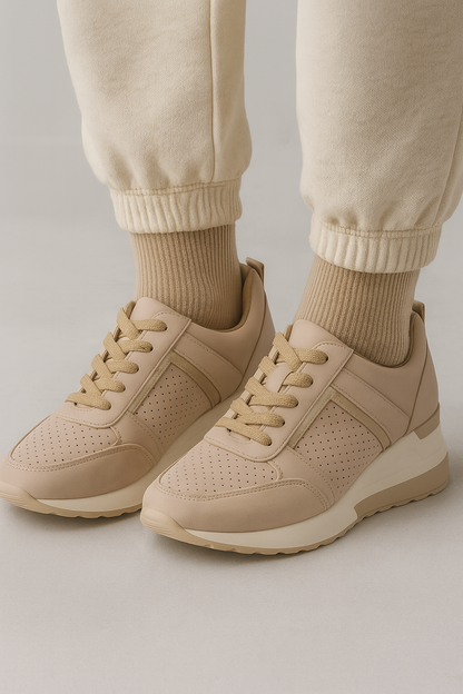 Robert | Stylische Damen Keil-Sneaker mit Metallic-Details & Komfort-Sohle