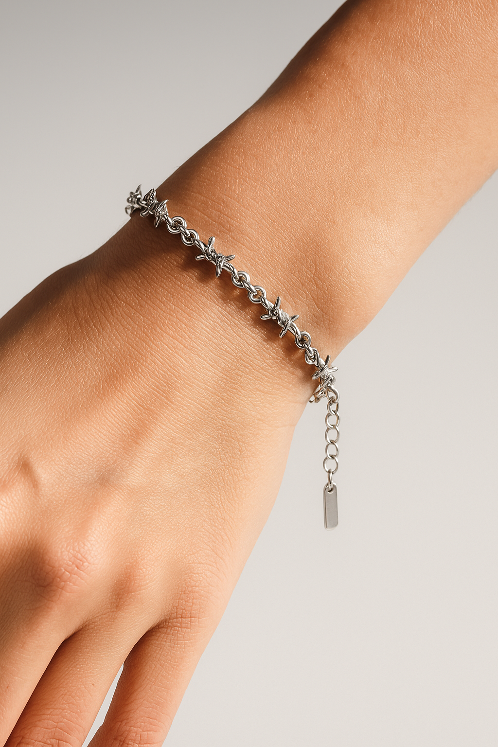 Revel | Stacheldraht-Armband in Gold oder Silber