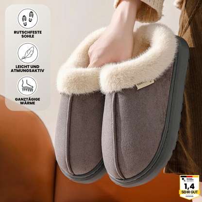 HikeHub - OrthoFluff Slippers
