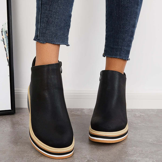 Stilvoller Keilabsatz-Stiefel – Mila