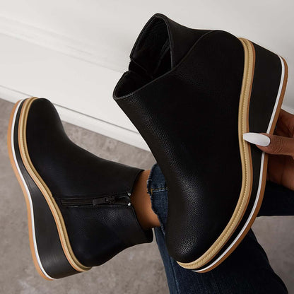 Stilvoller Keilabsatz-Stiefel – Mila