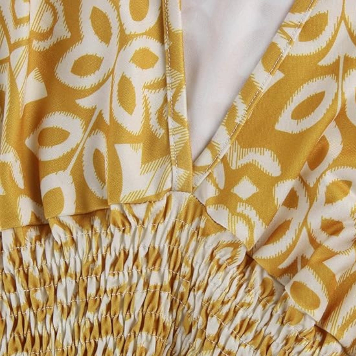 Großes Florales V-Ausschnitt-Kleid - Perfekt für Strandurlaube