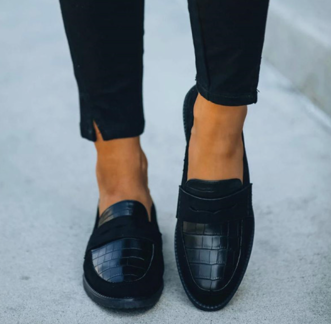 Schwarze Damen Loafer – Elara