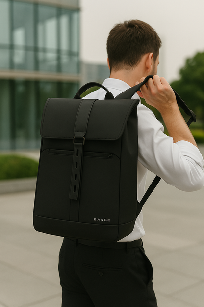 Leo | Wasserdichter tragbarer Rucksack mit mehreren Fächern