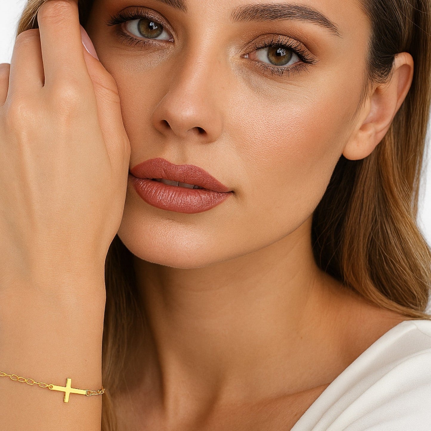 Elisa | Armband mit Kreuz aus Edelstahl – Wasserfest Eleganz