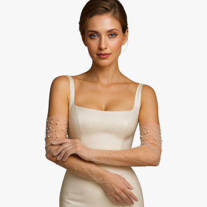 Vivian | Elegante Brauthandschuhe aus Tüll mit zarten Perlen, lang und leicht