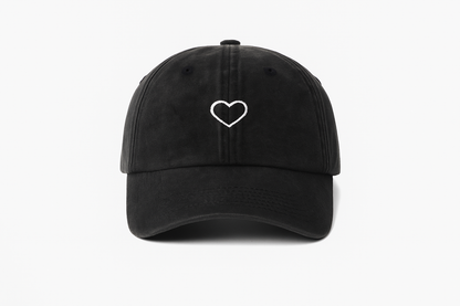 Minimalistische Herz-Kappe | Verwaschene graue Baseballmütze aus Baumwolle
