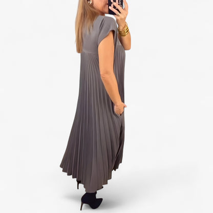 Aduana | Ärmelloses Kleid mit Eleganten Falten