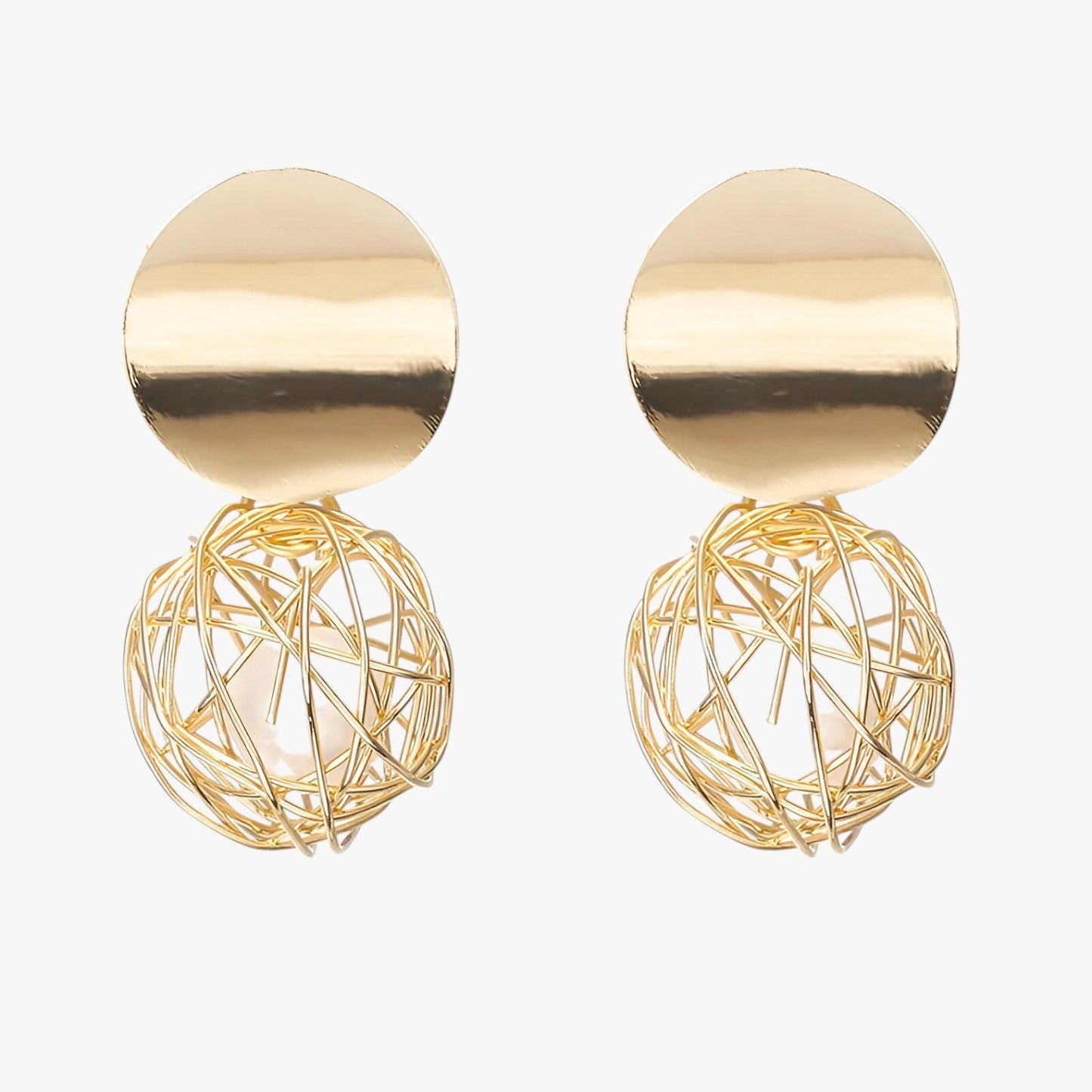 Genalyn | Goldene Kugel-Ohrringe - mit Vintage-Touch