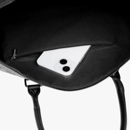 Martha | Maxi-Schädel-Tasche - Mutiger Stil und extra Platz für mutige Reisen