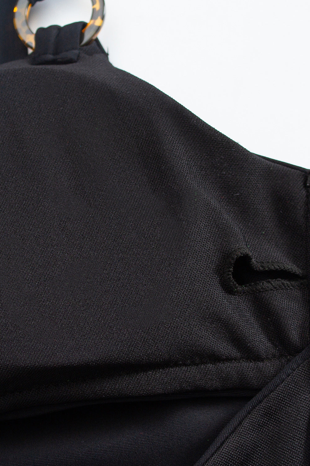 Ocean Whisper™ - Einteiliger Badeanzug mit Ringausschnitt