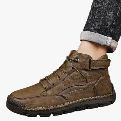 Felix | Premium Outdoor Herren Schuhe Winter- und Wasserdicht, Handgefertigte Sohle für Angeln, Wandern und Abenteuer