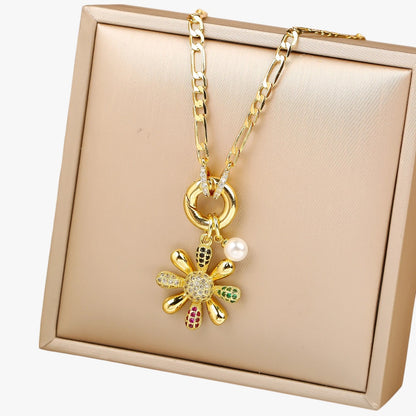 Sunny | Halskette mit Saphirblüte und glamourösen Zirkonia