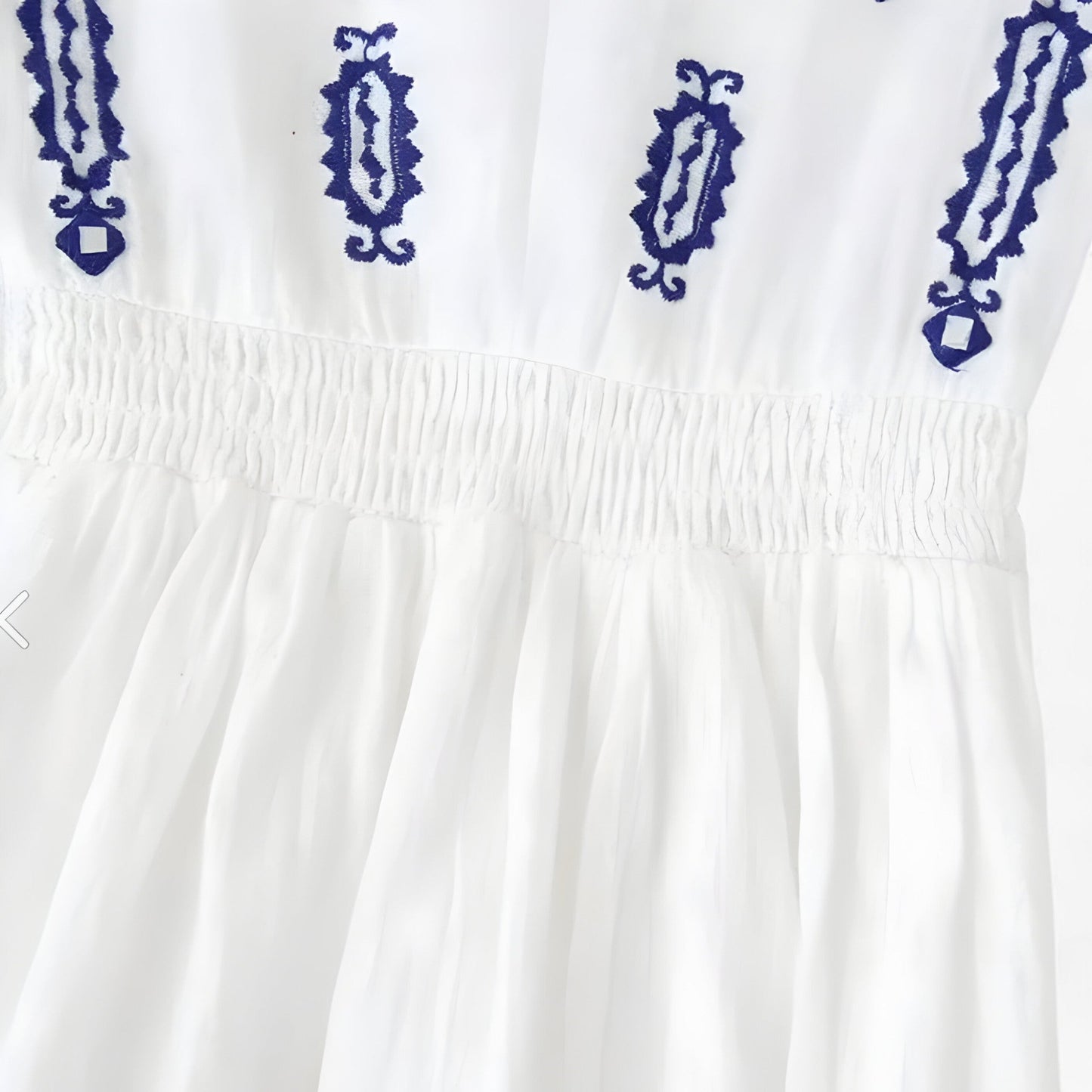 Alma | Boho-Bluse mit marineblauem Stickereimuster, lockere Passform