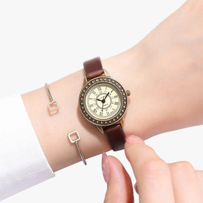 Laurel | Vintage Lederuhr mit römischem Ziffernblatt