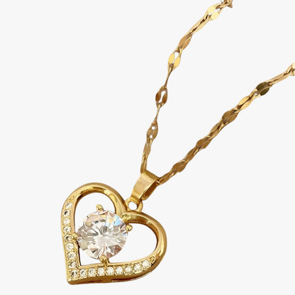 Skylar | Damenherz-Kette mit Edelsteinen, elegantes und komfortables goldenes Design