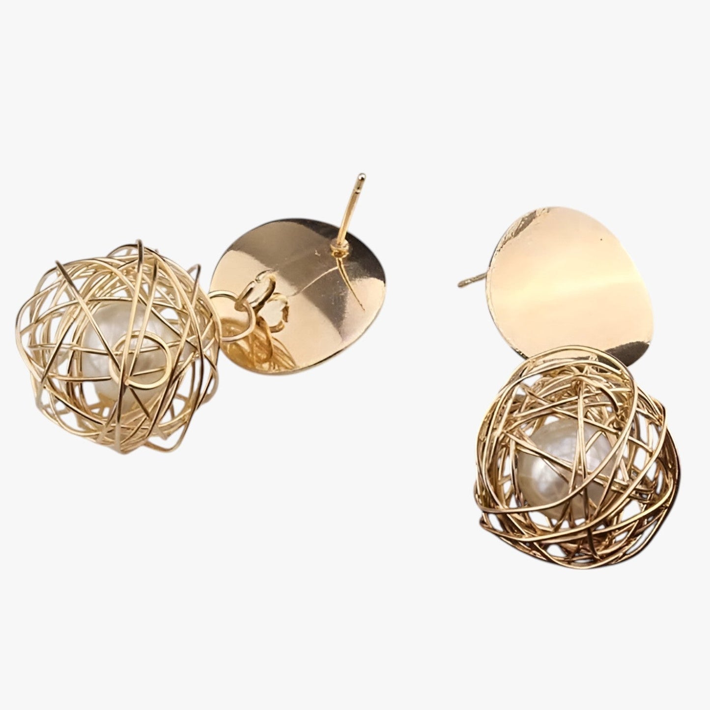 Genalyn | Goldene Kugel-Ohrringe - mit Vintage-Touch