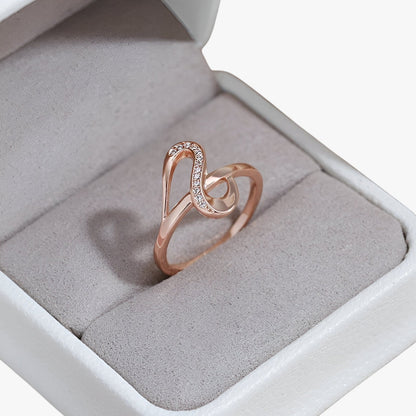 Kiara | Eleganter Ring aus roségold mit Zirkonia
