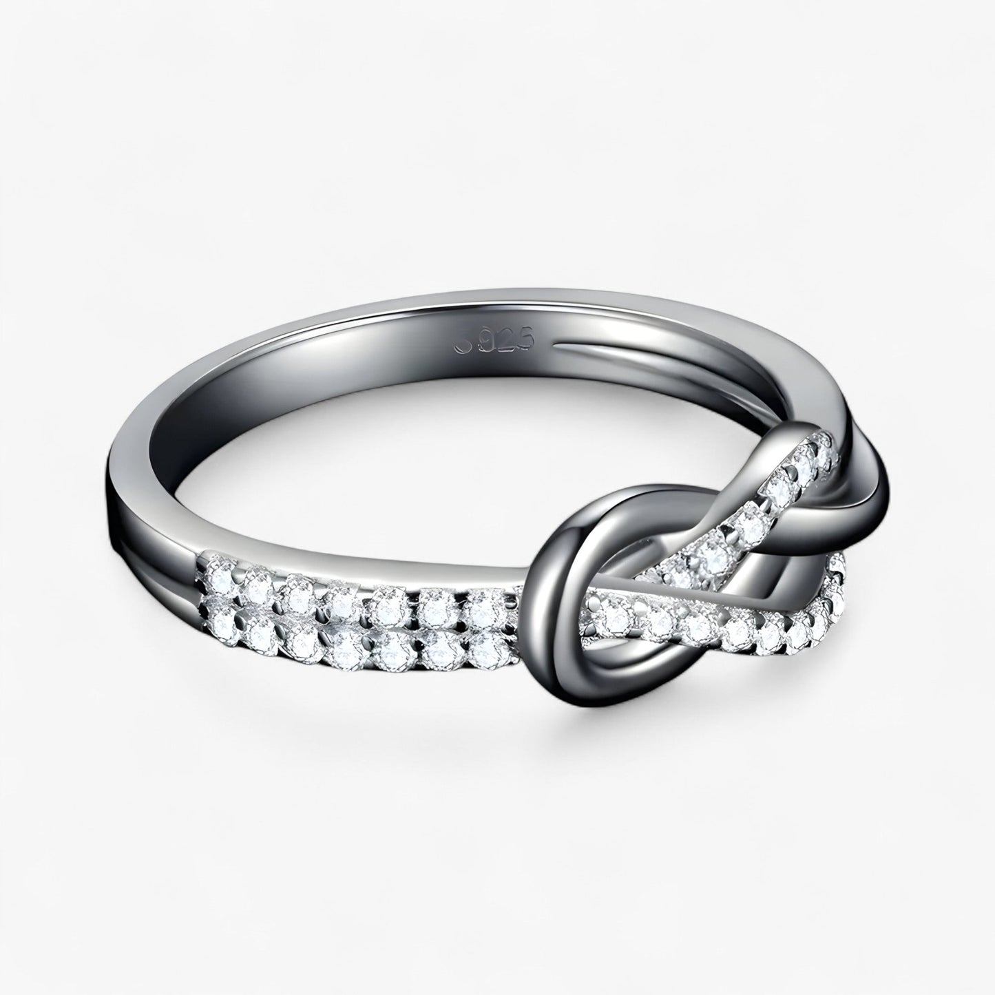 Stina | Unendlichkeit-Knoten Ring – Zeitlose Eleganz in Sterlingsilber