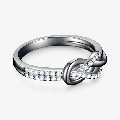 Stina | Unendlichkeit-Knoten Ring – Zeitlose Eleganz in Sterlingsilber