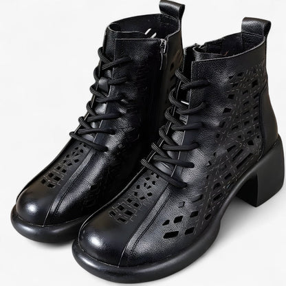 Hannah | Handgenähte Lederstiefeletten mit Schnürsenkeln im natürlichen Stil