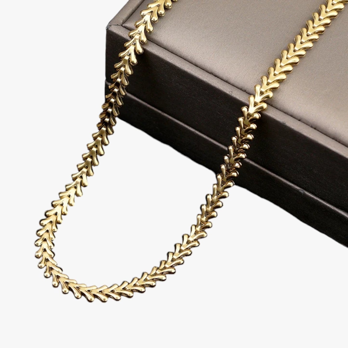 Anastasia | Botförmige Edelstahl Choker Halskette