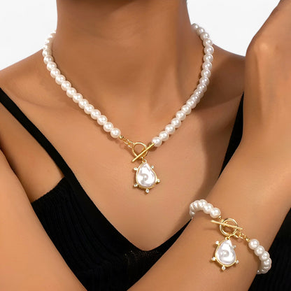 Unregelmäßiges Perlen-Schmuckset – Elegant & Auffällig