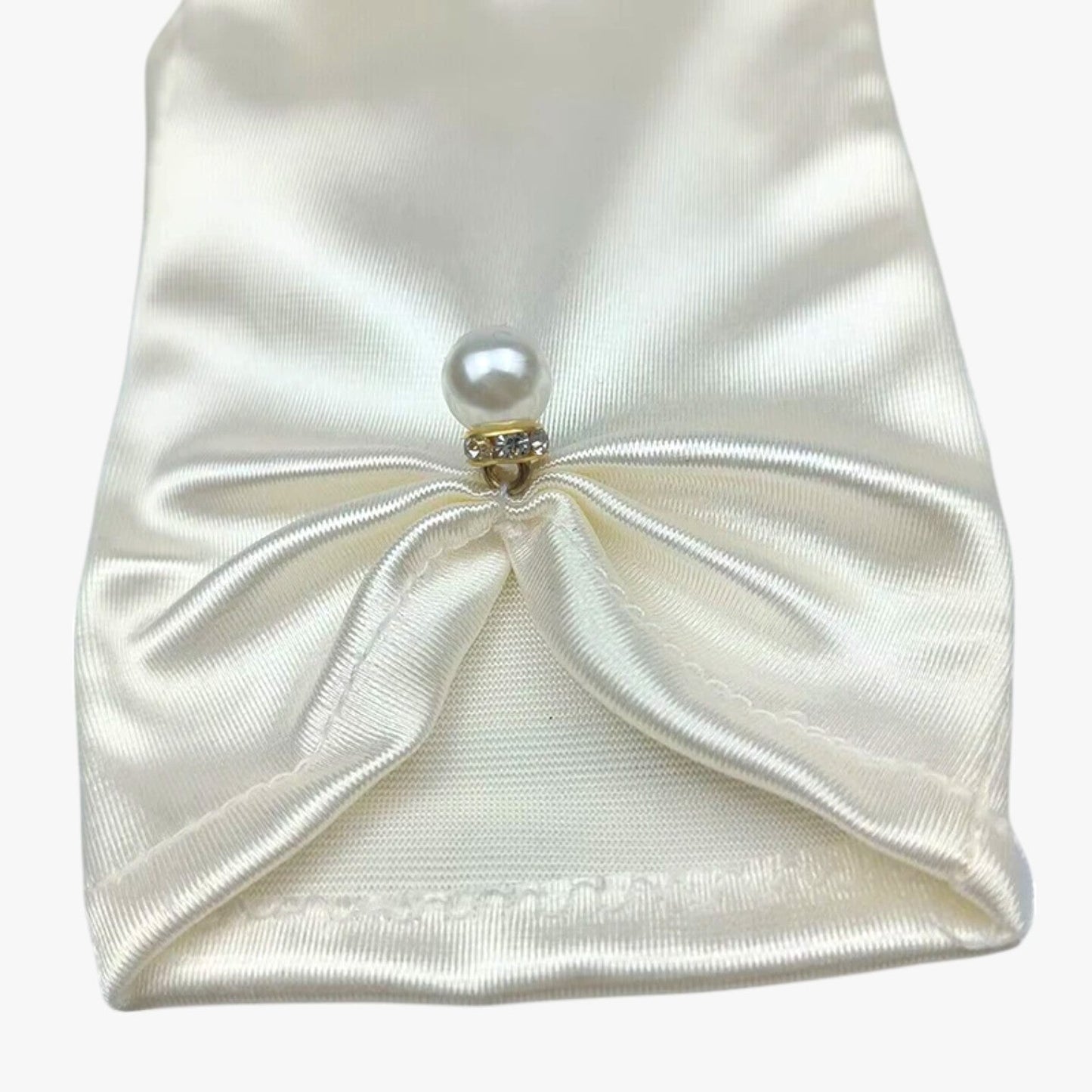 Leila | Elegante Satinhandschuhe mit Perlen Perfekt für Zeremonien und besondere Anlässe