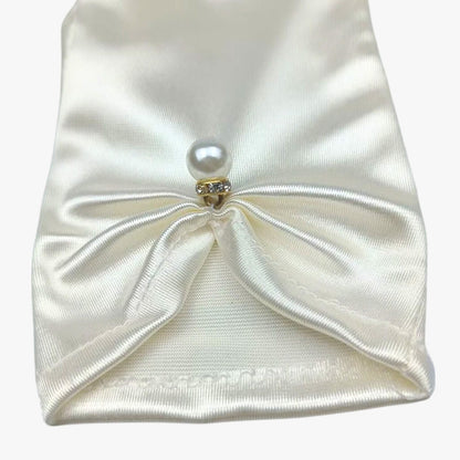 Leila | Elegante Satinhandschuhe mit Perlen Perfekt für Zeremonien und besondere Anlässe