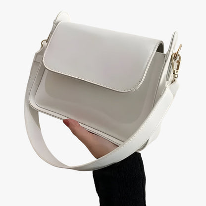 Quinn | Mini-Pochette aus PU-Kunstleder 2024