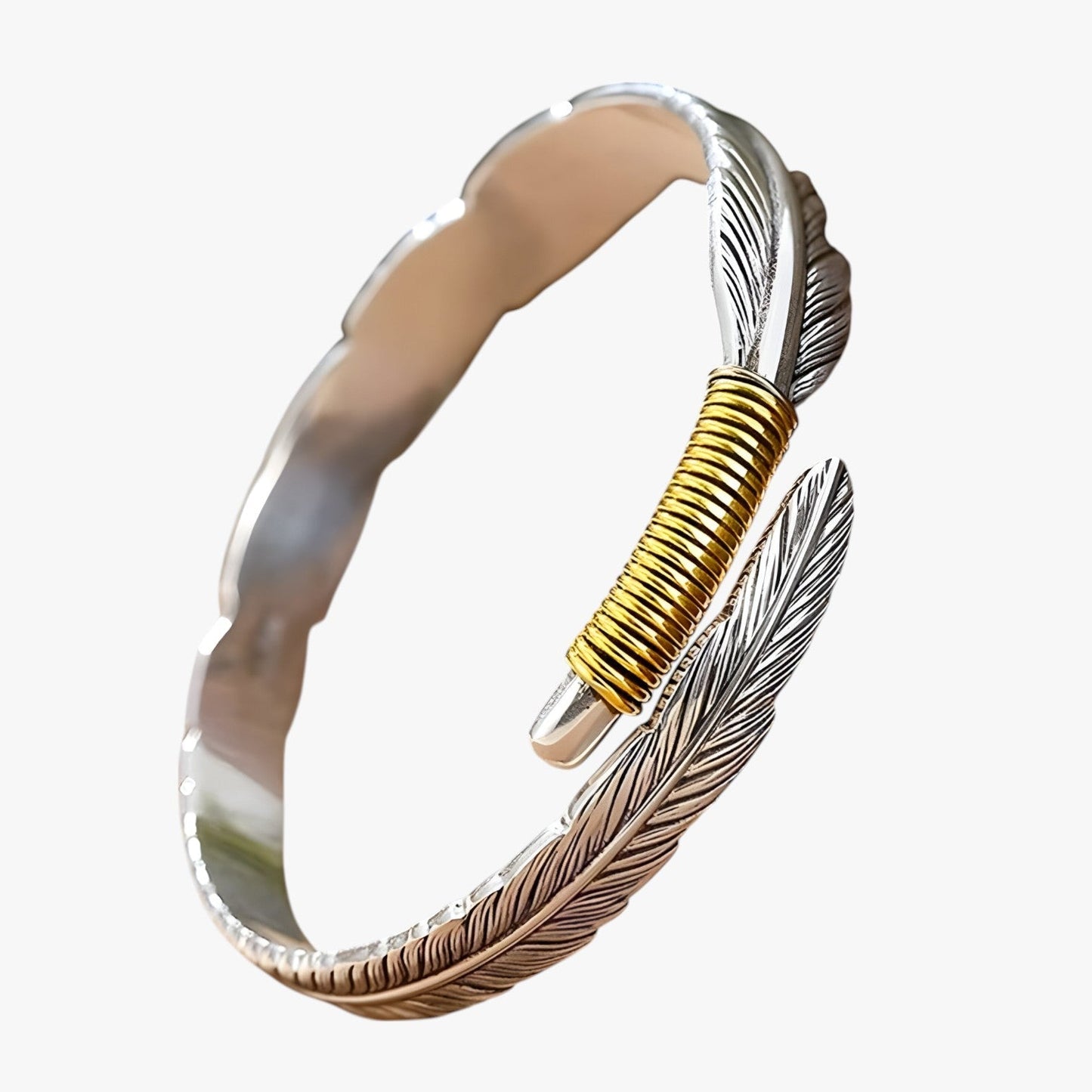 Jayce | Armband aus 925er Silber mit Goldener Feder im Vintage Punk Stil
