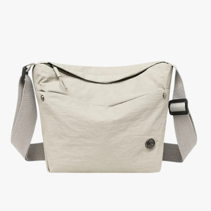 Sara | Damen Umhängetasche aus Wasserfestem Nylon, Großzügig und Modisch