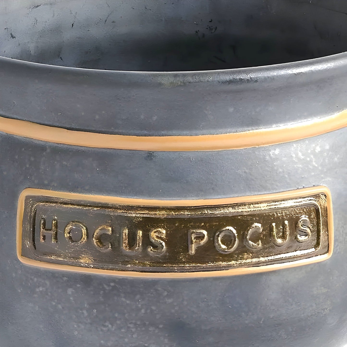 Kesselförmige Servierschüssel - Perfekt für Halloween-Partys