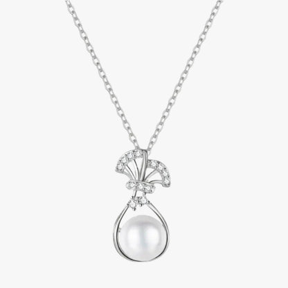 Elina | Kette und Tasche mit Imitationsperle Einzigartige Eleganz für besondere Anlässe