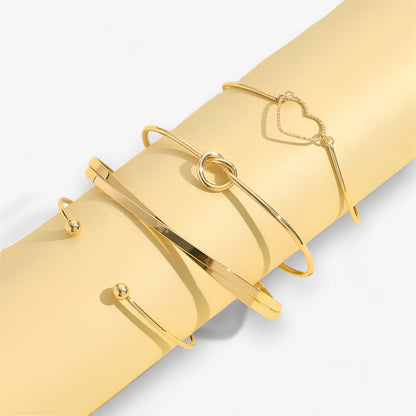 Elisa | Set aus geflochtenen Stahlarmbändern für einen goth-chic Look