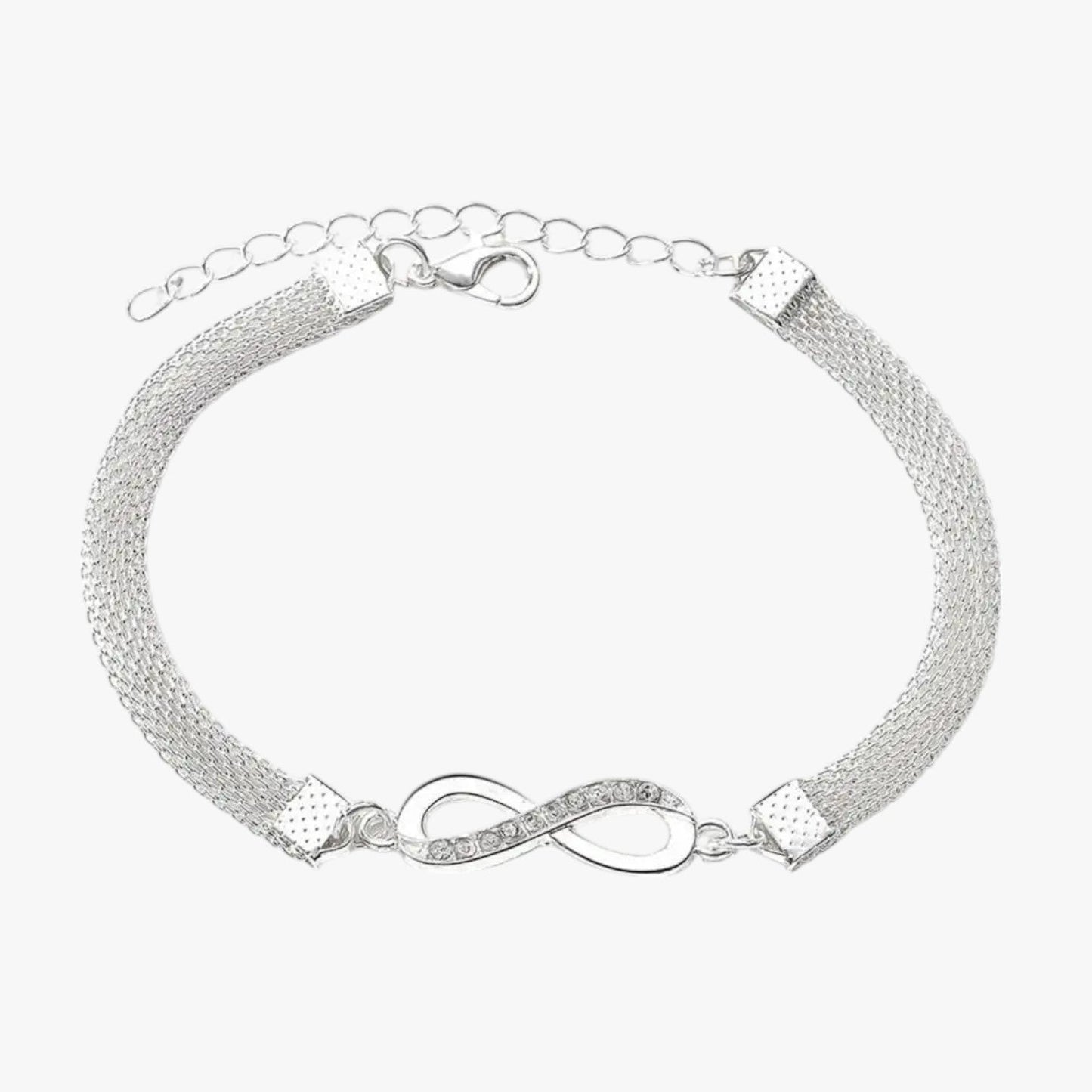 Evelynn | Elegantes Armband-Set mit Herzanhängern, mehrlagigen Ketten und funkelnden Strasssteinen