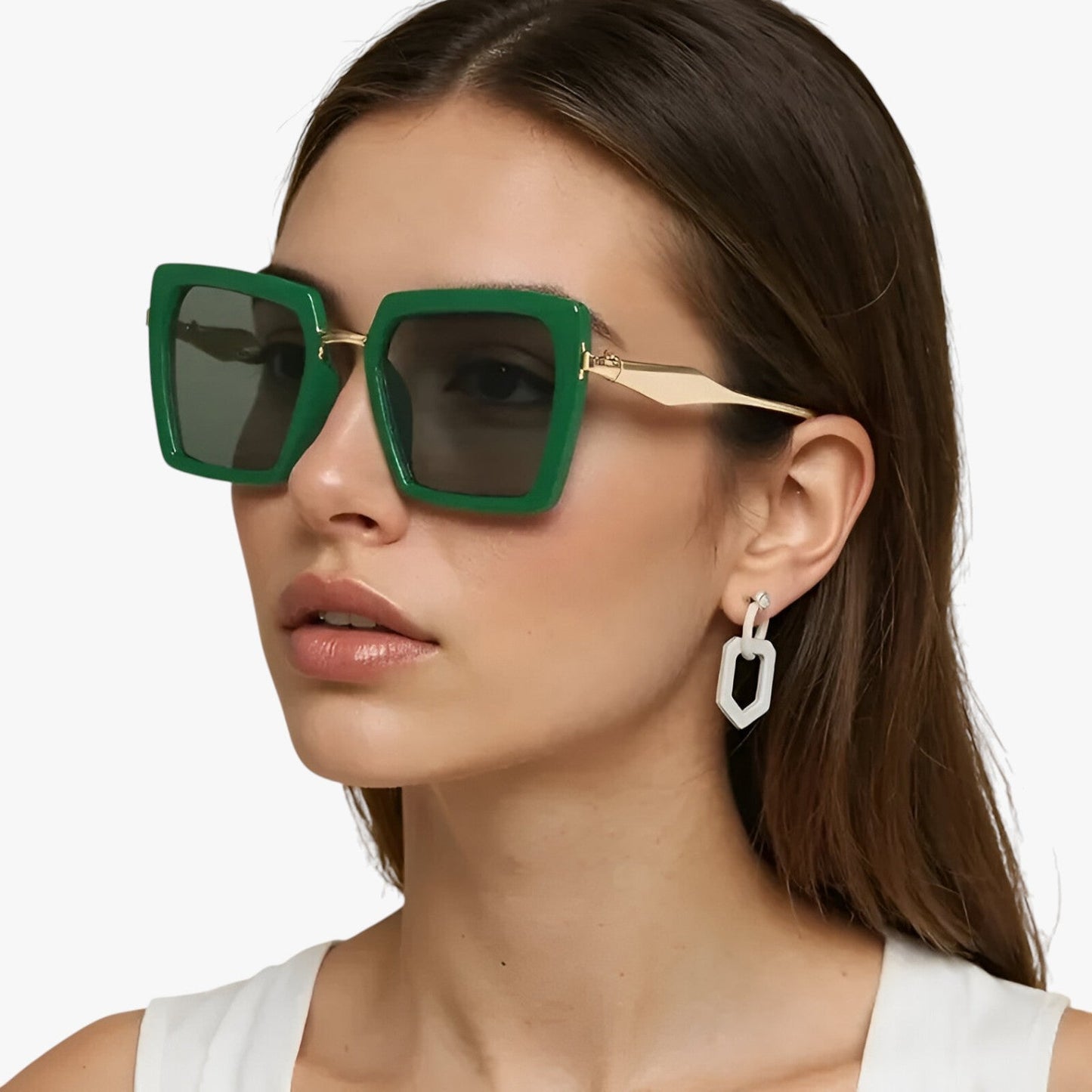 Riley | Vintage quadratische Sonnenbrille mit dunkelgrünen Gläsern