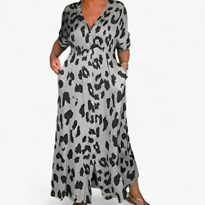 Carmen | Langes Damenkleid mit Leopardenmuster