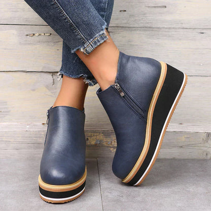 Stilvoller Keilabsatz-Stiefel – Mila